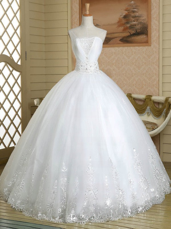 Stunning Ball Gown Strapless Floor-Length Tulle Wedding Dresses with Beads