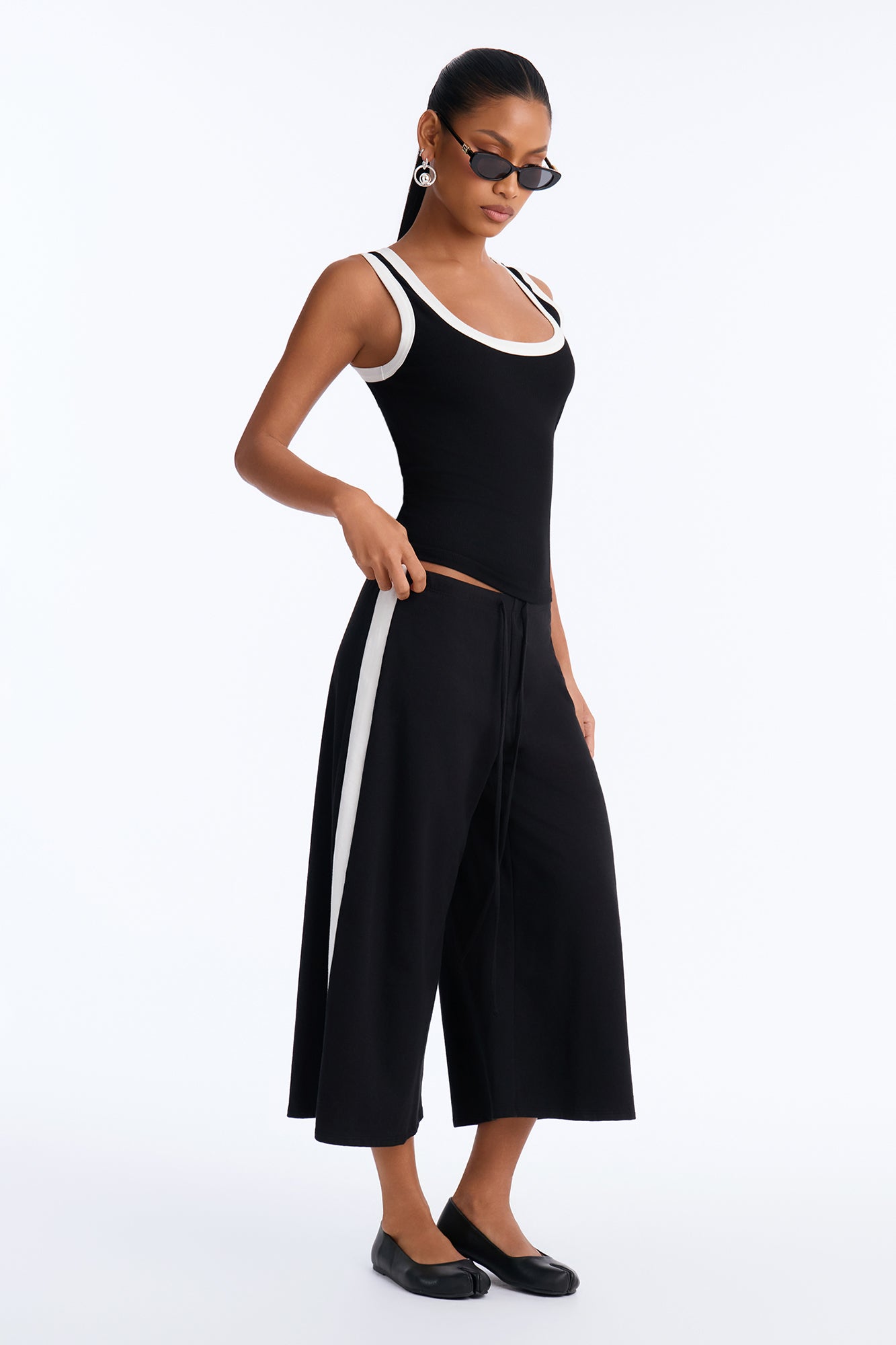 Delilah Drawstring Side Stripe Gaucho Pant - Black