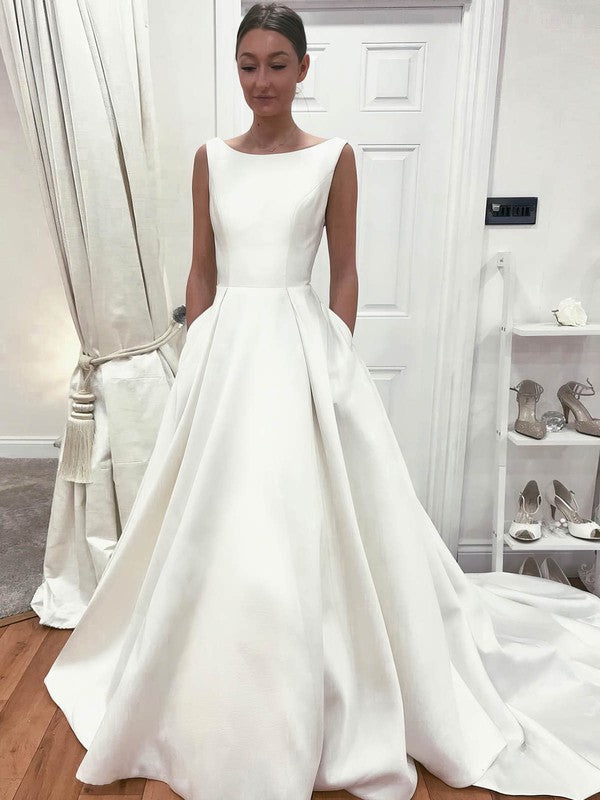 Glamorous Crew Sleeveless Satin Chapel Train Ball Gown Wedding Dresses with Pockets