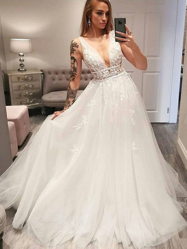 Elegant V-Neck Sleeveless Floor-Length Tulle Wedding Dresses