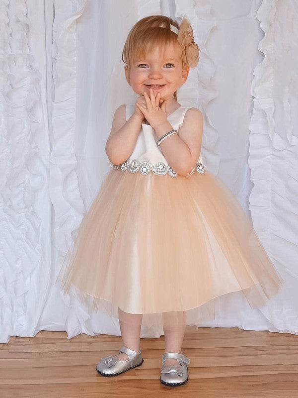 Claasic A-Line Scoop Neck Sleeveless Tulle Tea-length Flower Girl Dresses with Beading