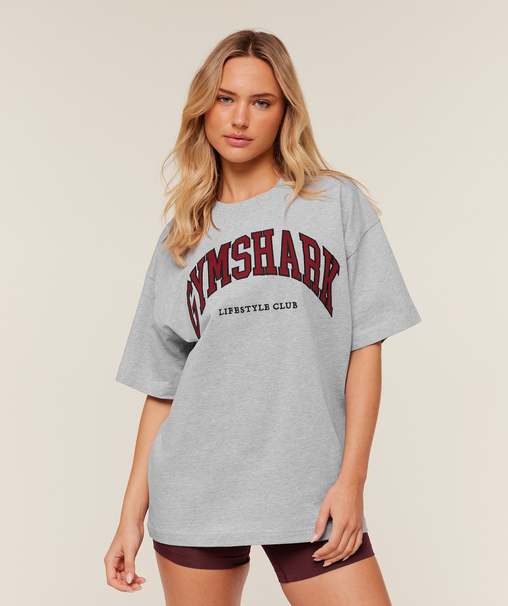 Gymshark Collegiate Graphic T-Shirt - Light Grey Core Marl/Sets Red
