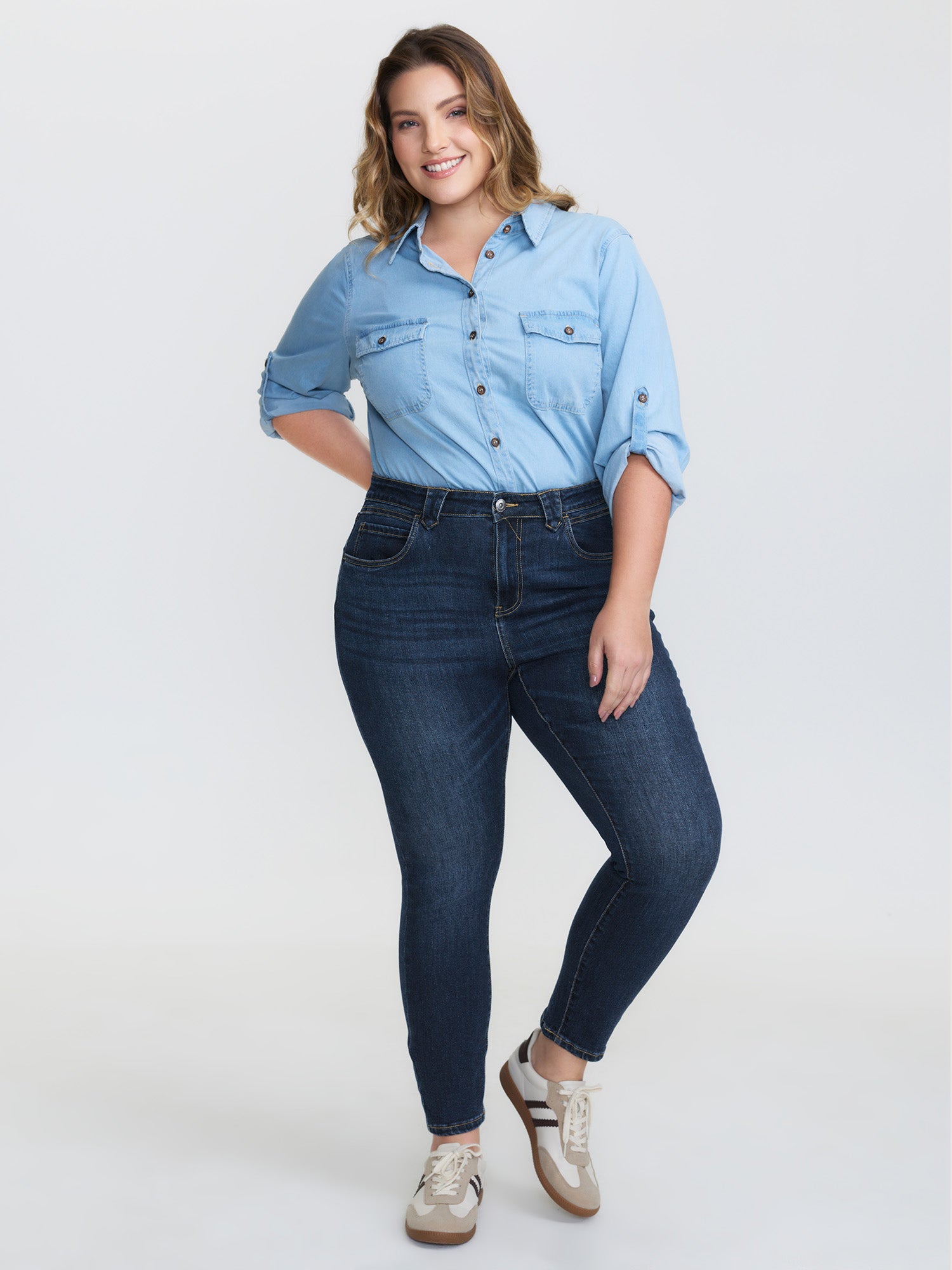 Supersoft Mid-Rise Everyday Bootcut Jeans