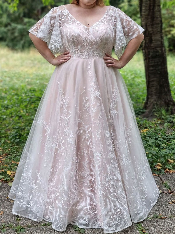 Exquisite Short Sleeves V-Neck Tulle Wedding Dresses with Appliques