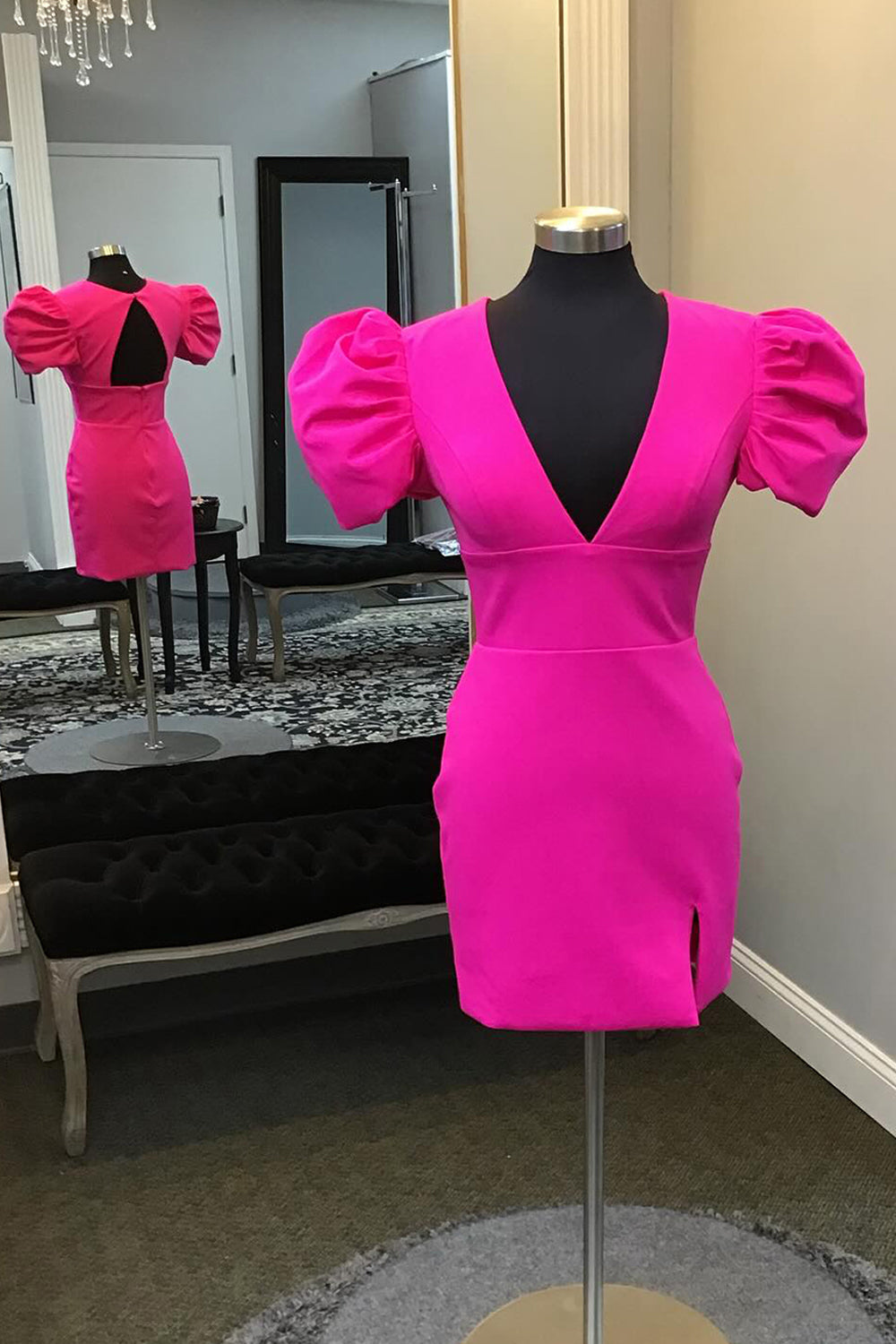 Simple Fuchsia V-Neck Short Sleeves Tight Short Homecoming Dress/Mini Dress