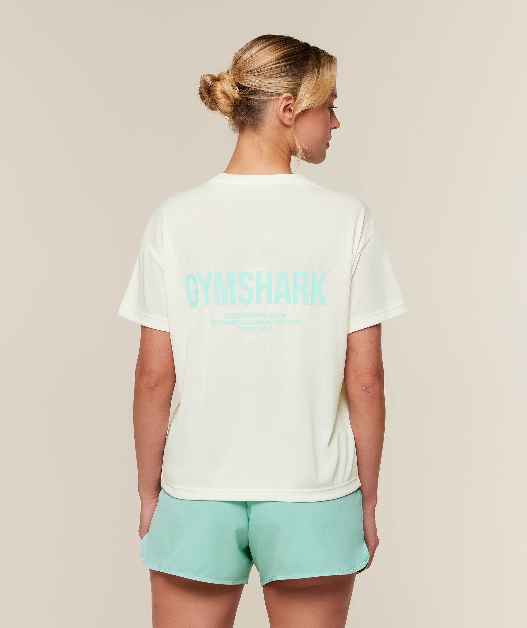 Gymshark Conditioning Club Oversized Short Sleeve T-Shirt - Soft White
