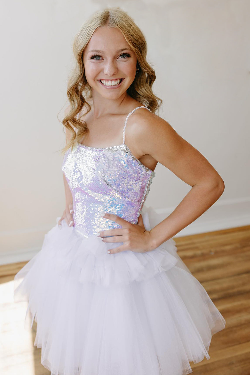 Sparkly White Sequins Spaghetti Straps Short Homecoming Dress/Mini Dress