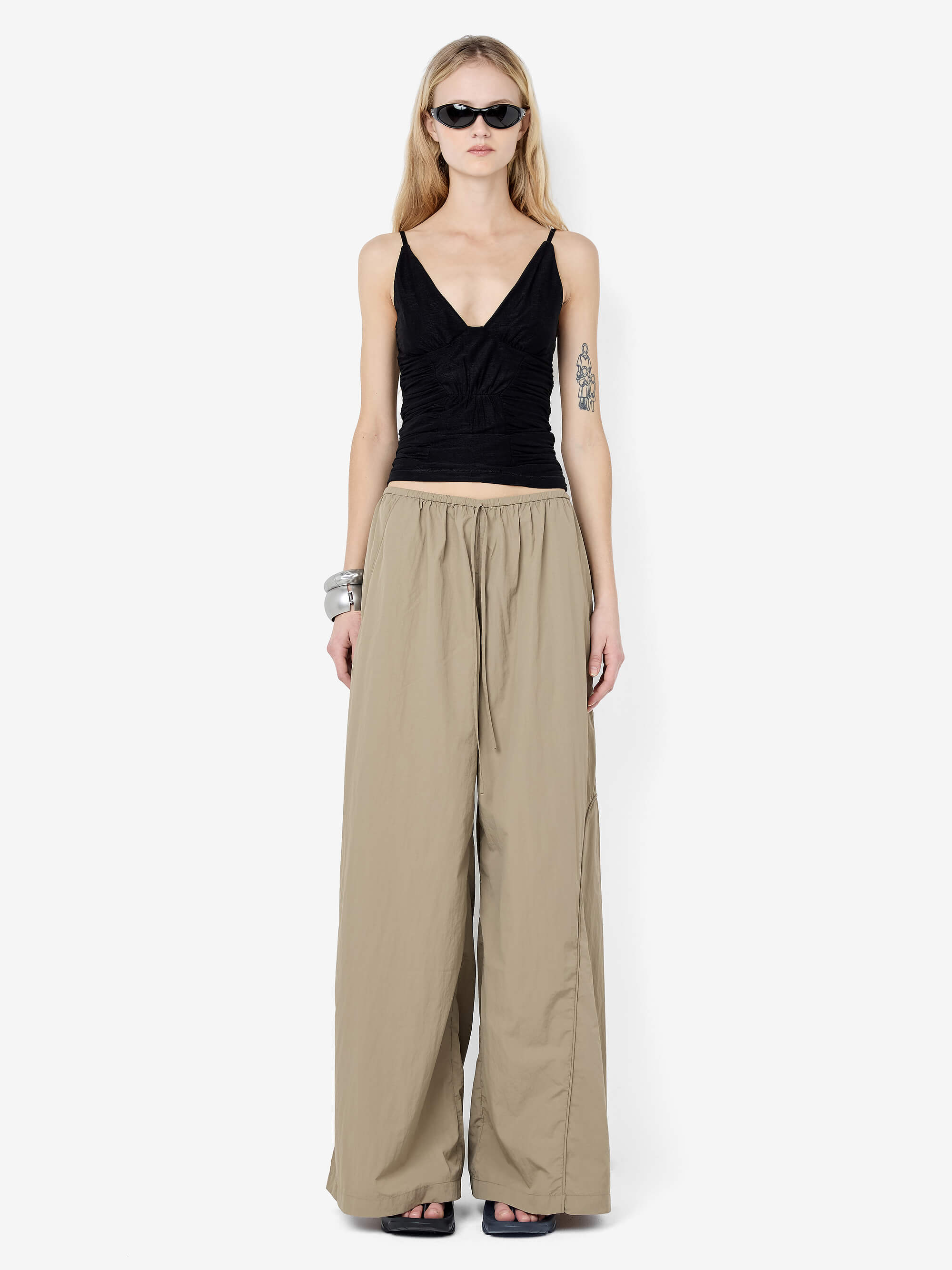 AIRLIE TOP - BLACK