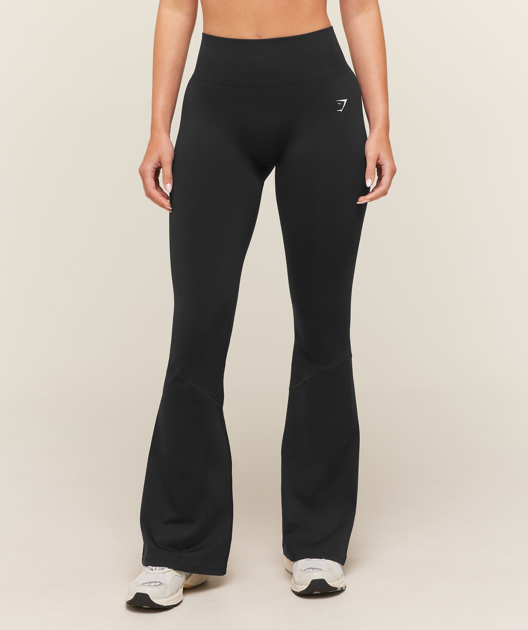 Gymshark Everyday Seamless Flared Leggings - Black