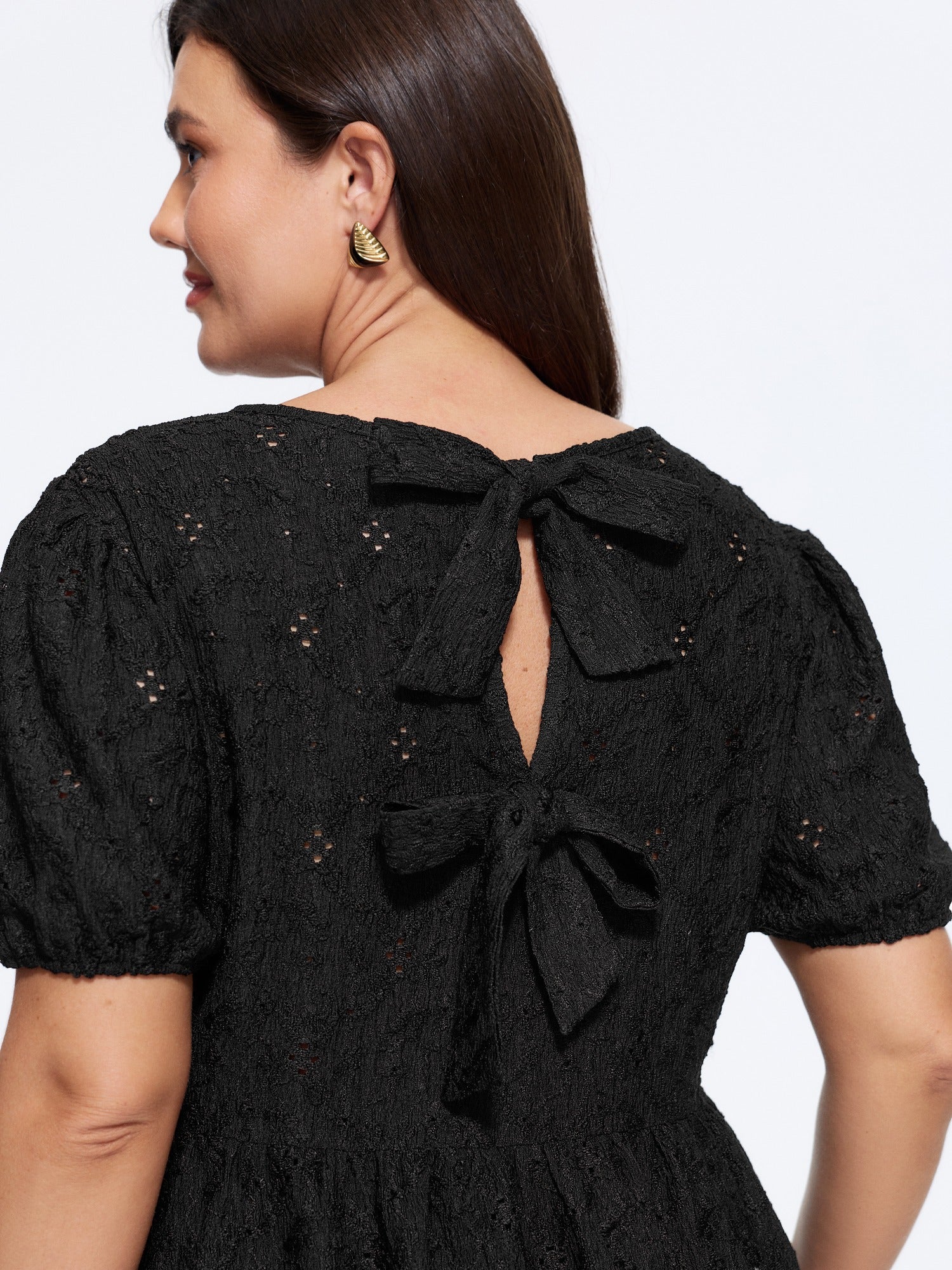 Textured Double Bow Knot Back Cut Out Top