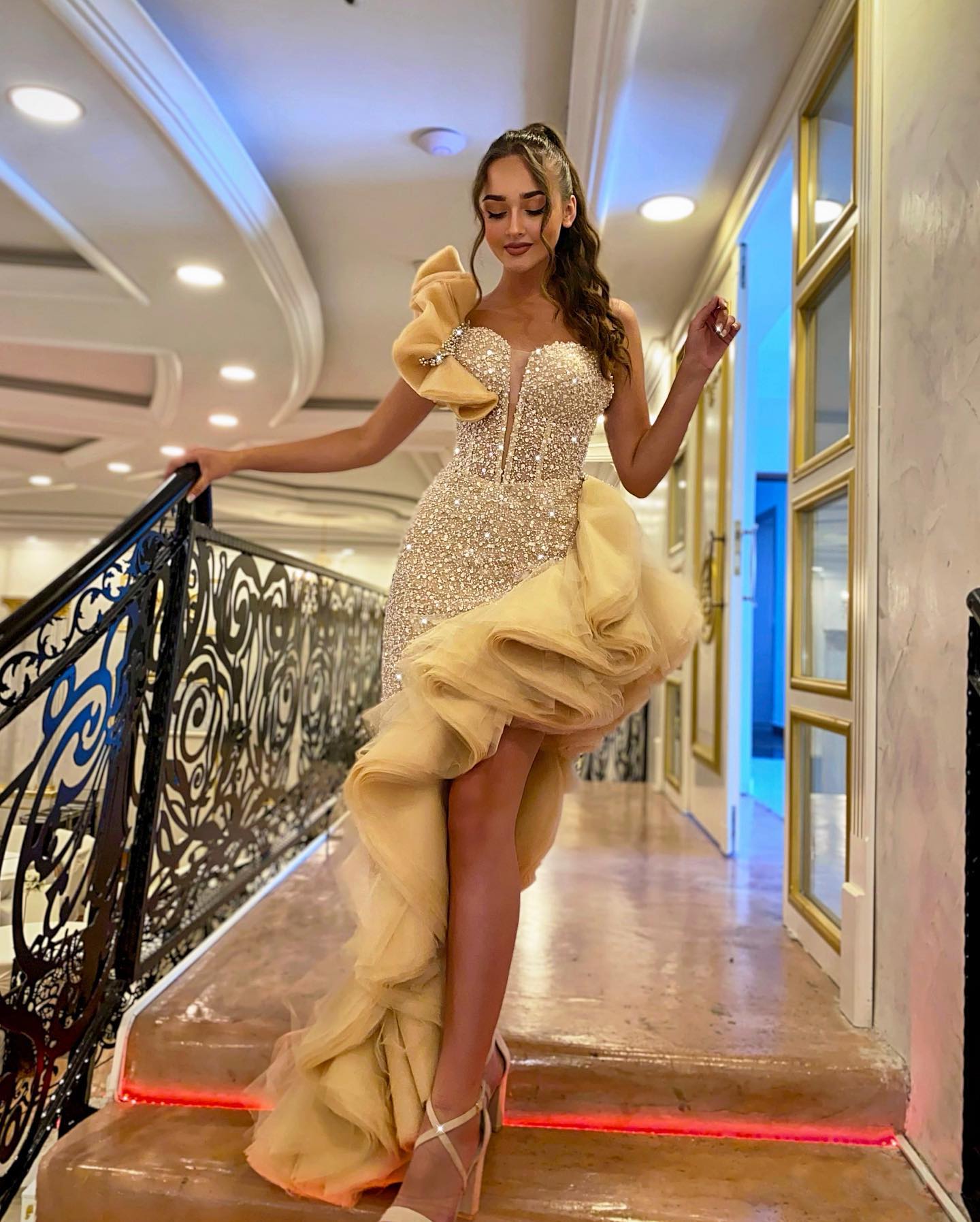 Stunning Sequins Sweetheart One Shoulder Sleeveless Formal Dress With Ruffles