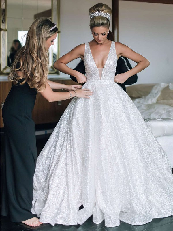 Deluxe V-Neck Sequined Court Train Ball Gown Wedding Dresses