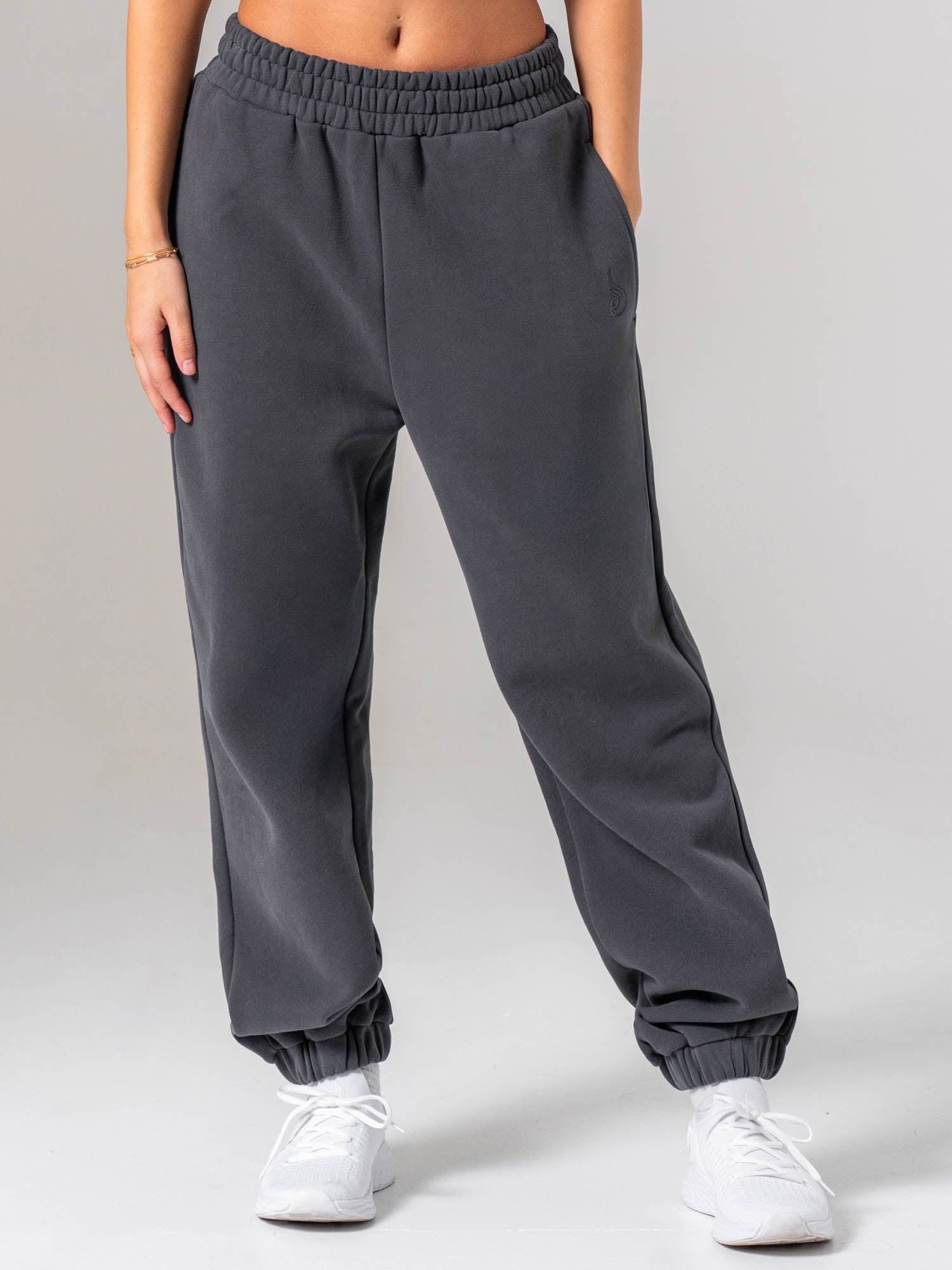 Plush Trackpant - Charcoal