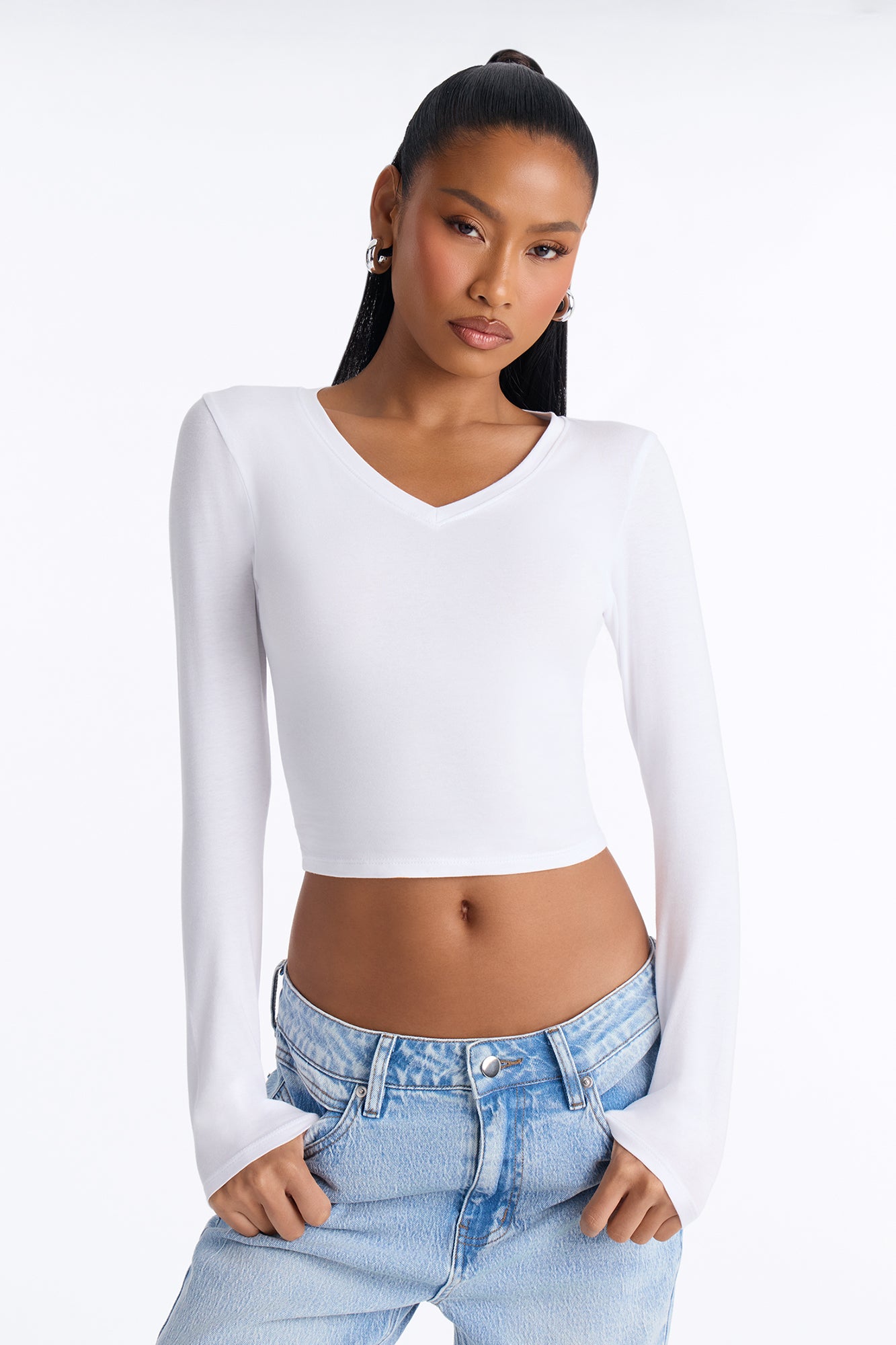 Sariah Cropped V Neck Long Sleeve Tee - White