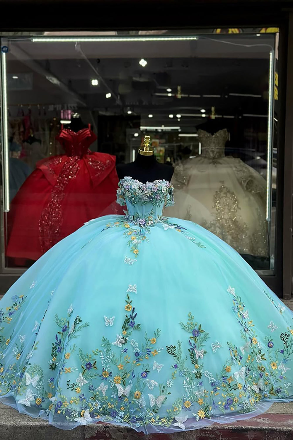 Off the Shoulder Princess Tulle Quinceanera Dress in Light Blue with Floral Appliques
