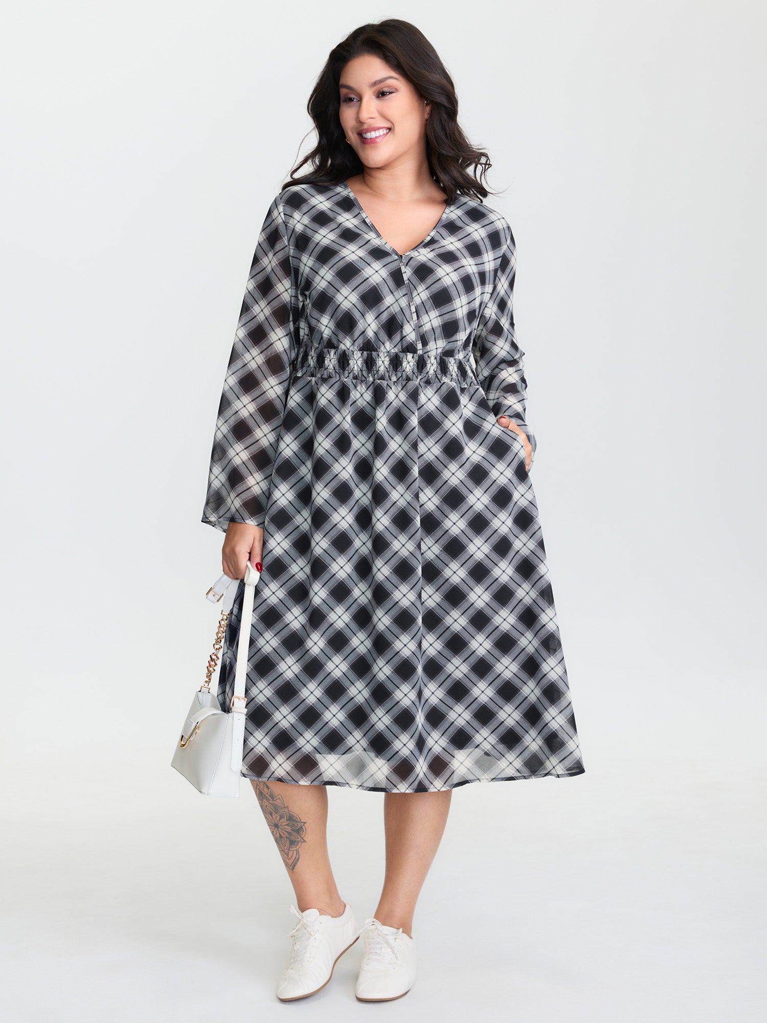 Checkered Pattern Shirred Waist Midi Dress