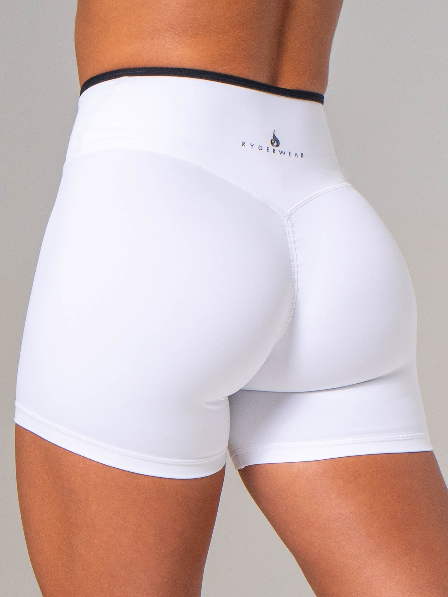 NKD Cross Over Contrast Invisible Scrunch Shorts - White/black