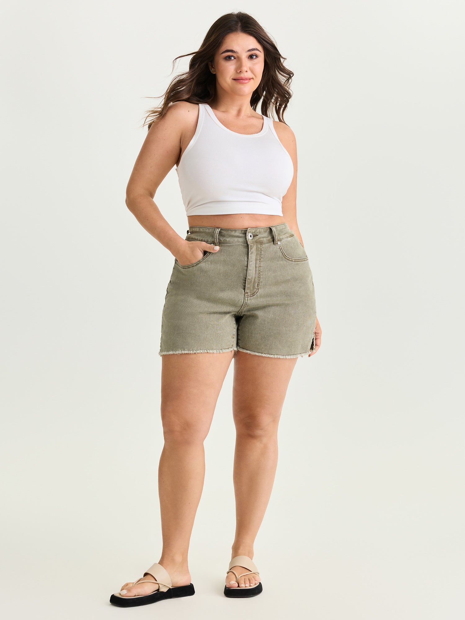 Cotton Pockets Skinny-Fit Denim Shorts