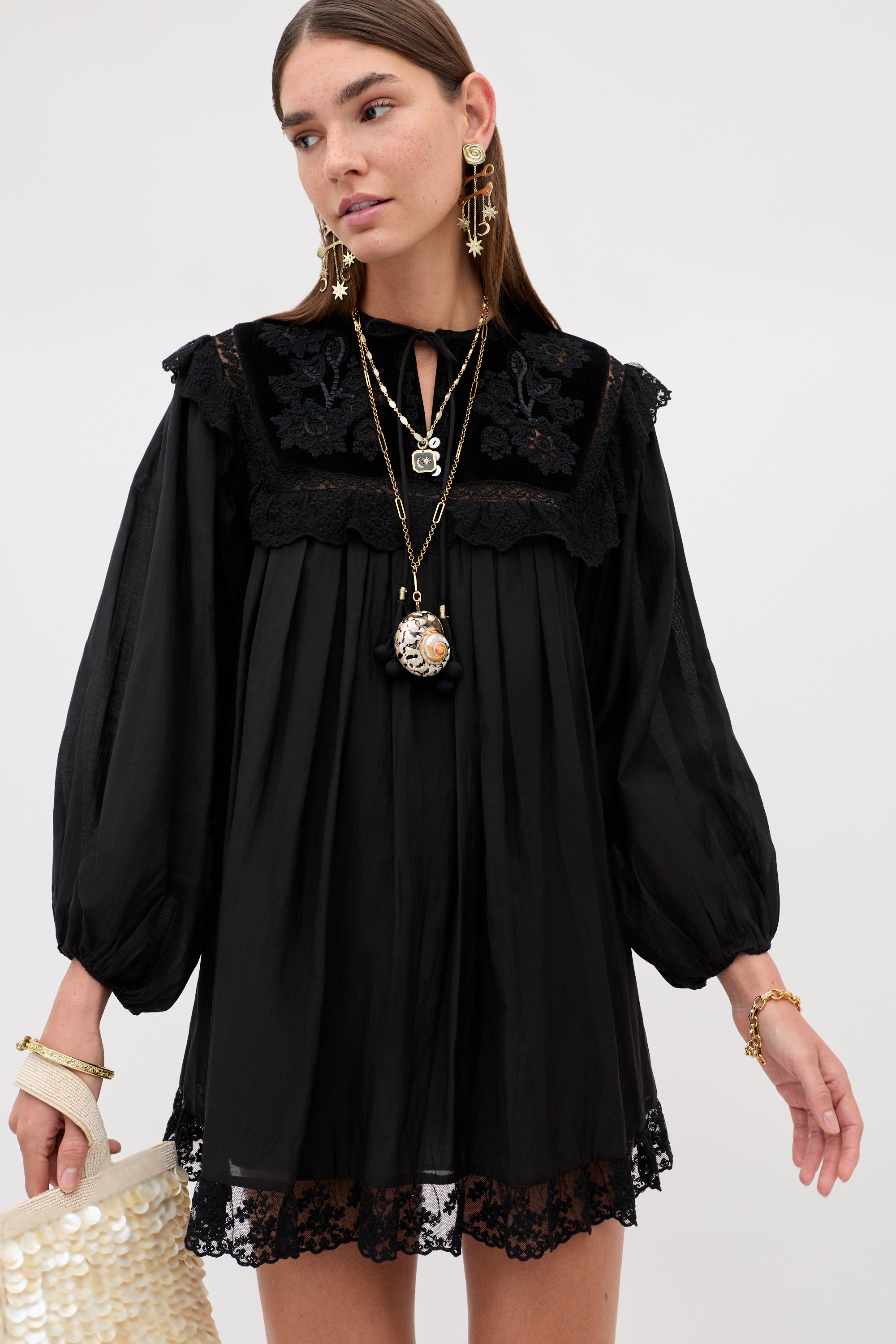 Inez - Lilly Embroidery Black