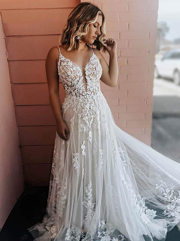 Trendy V-Neck Spaghetti Straps Baackless Lace A-Line Chapel Train Wedding Dresses