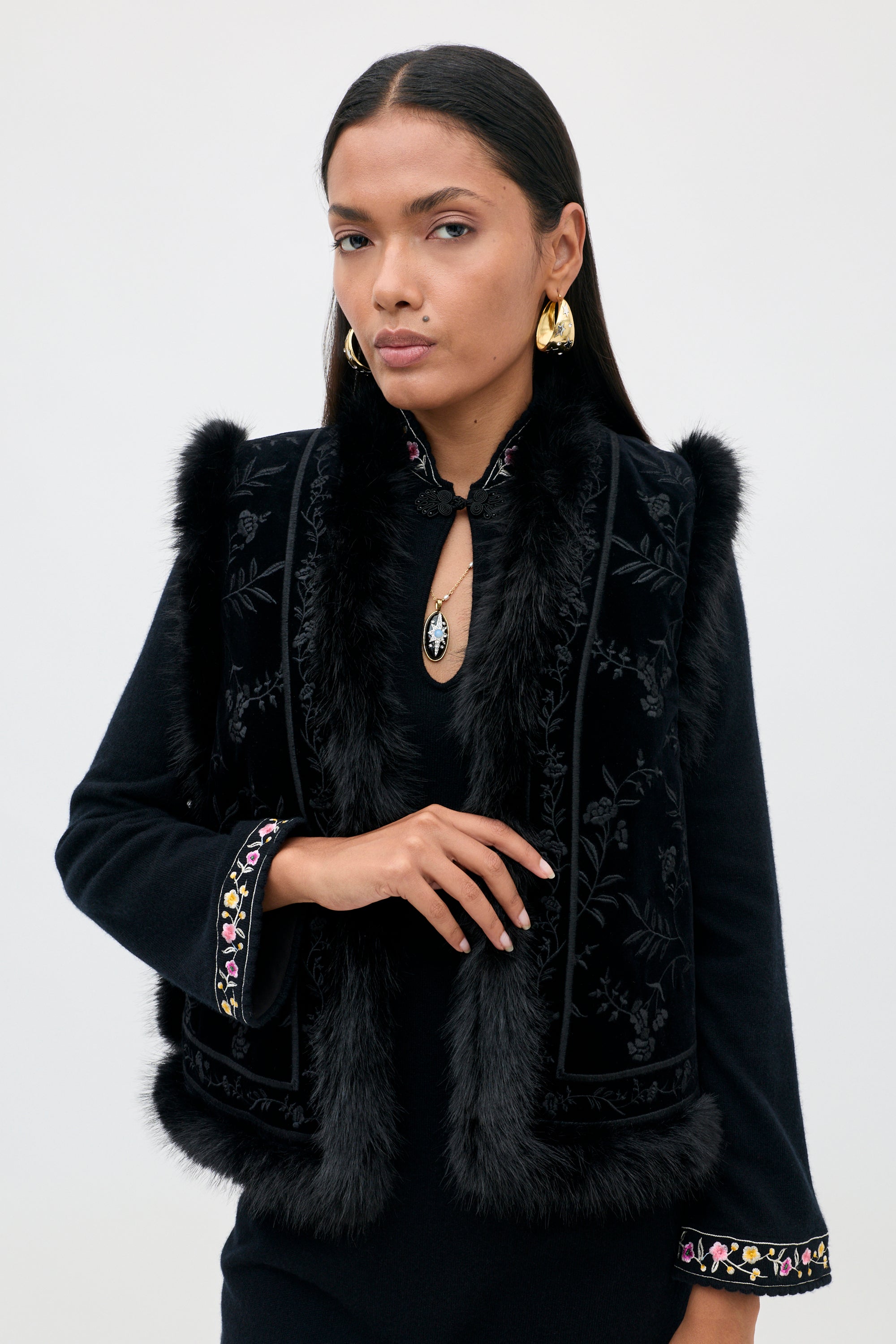 Taletha -  Botanical Vine Embroidery Black