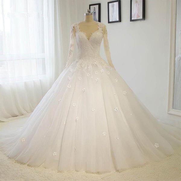 Luxurious Long Sleeves Ball Gown Tulle Court Train Wedding Dresses with Appliques