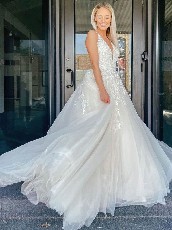 Gorgeous Deep V-Neck A-Line Tulle Wedding Dresses with Appliques