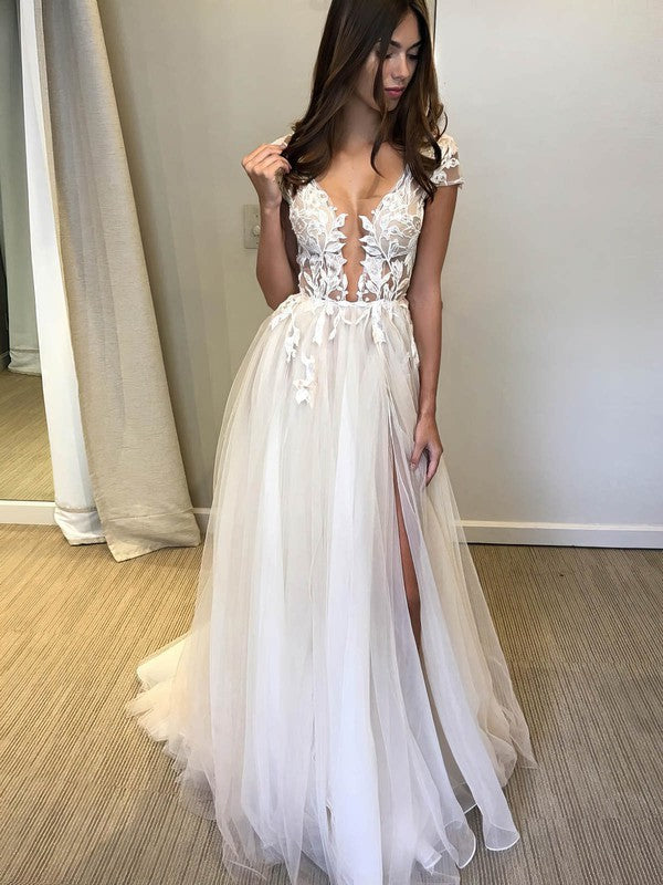 Gorgeous Sweep Train Short Sleeves Deep V-Neck Tulle Ball Gown Wedding Dresses with Split