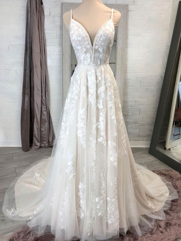 Glamorous Spaghetti Straps V-Neck Backless A-Line Lace Wedding Dresses with Tulle Court Train