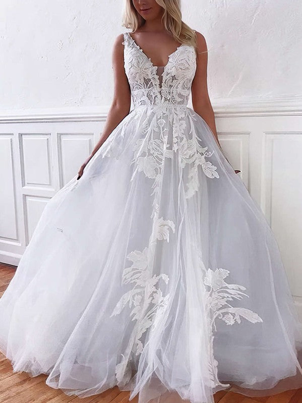 Elegant V-Neck Ball Gown Sleeveless Lace Tulle Wedding Dresses
