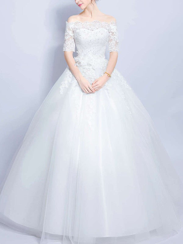 Elegant Off-The-Shoulder Half Sleeves Appliques Lace Ball Gown Wedding Dresses