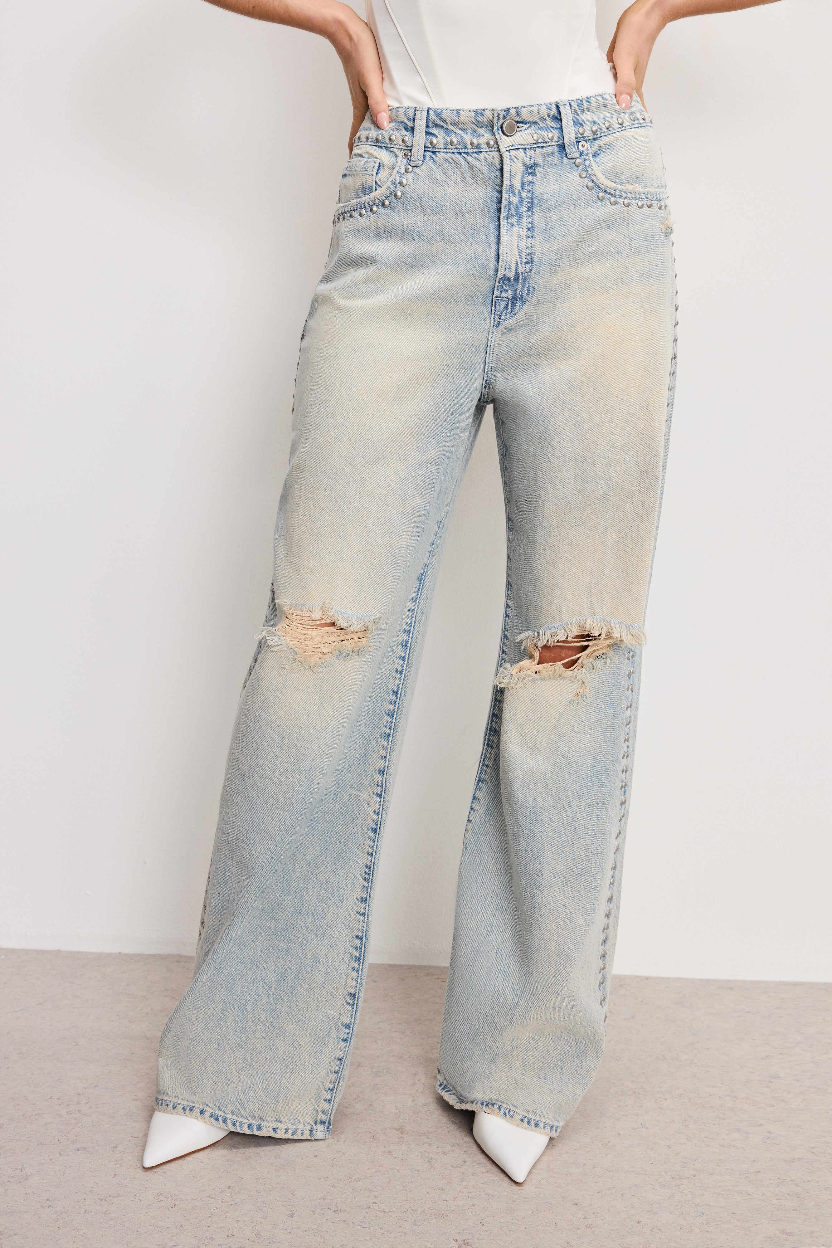 GOOD EASE STUDDED JEANS | INDIGO784