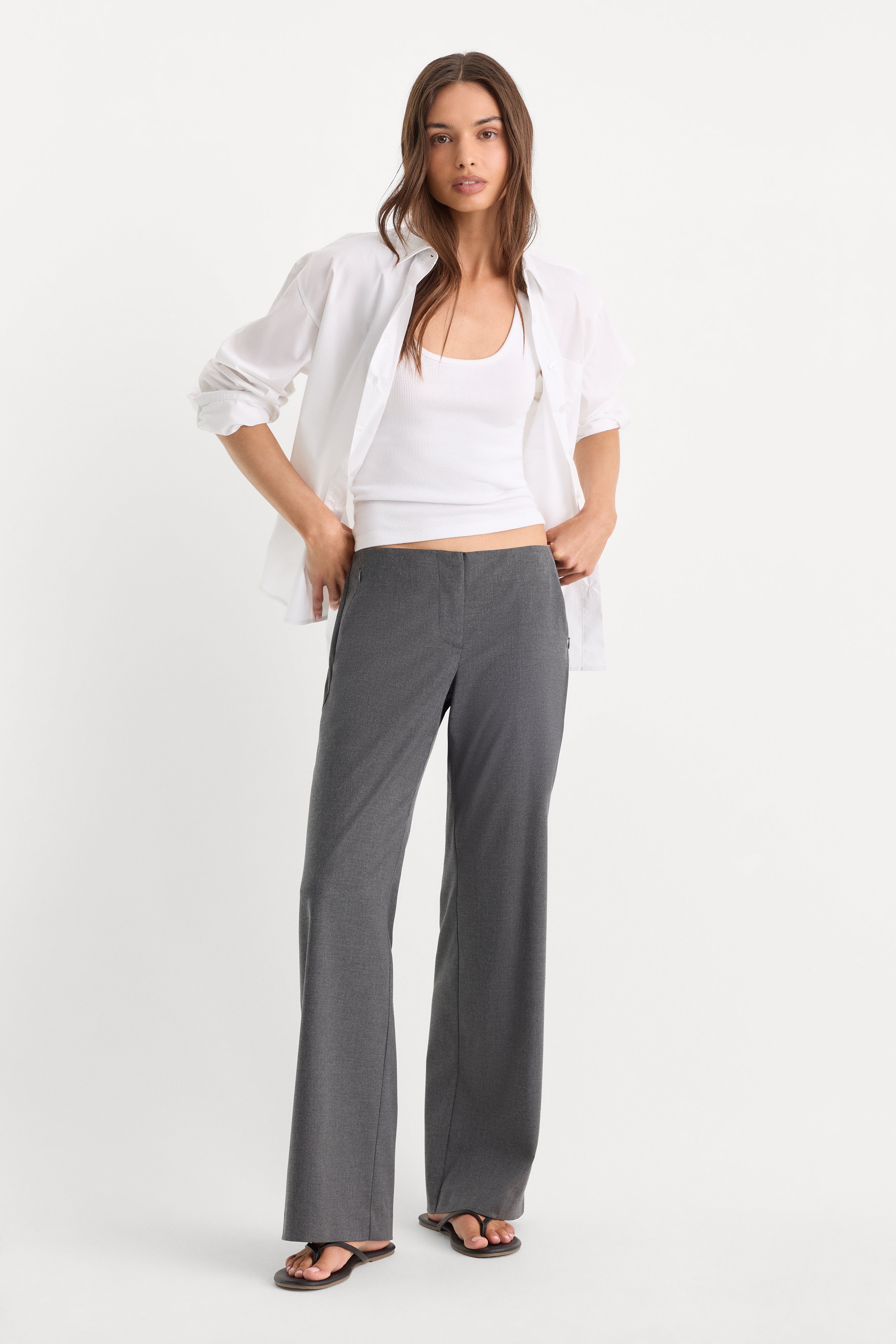 THE LOW RISE TROUSER | ASH