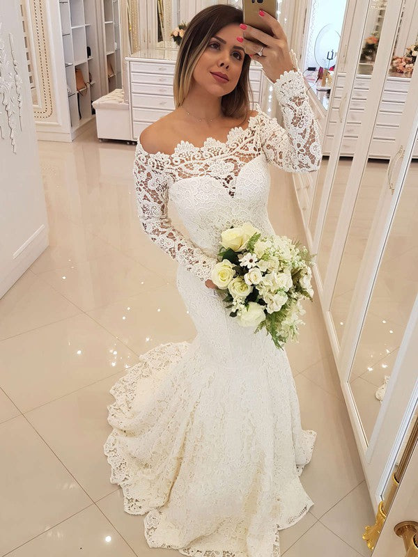 Stunning Lace Trumpet Off-The-Shoulder Long Sleeves Wedding Dresses with Sweep Train