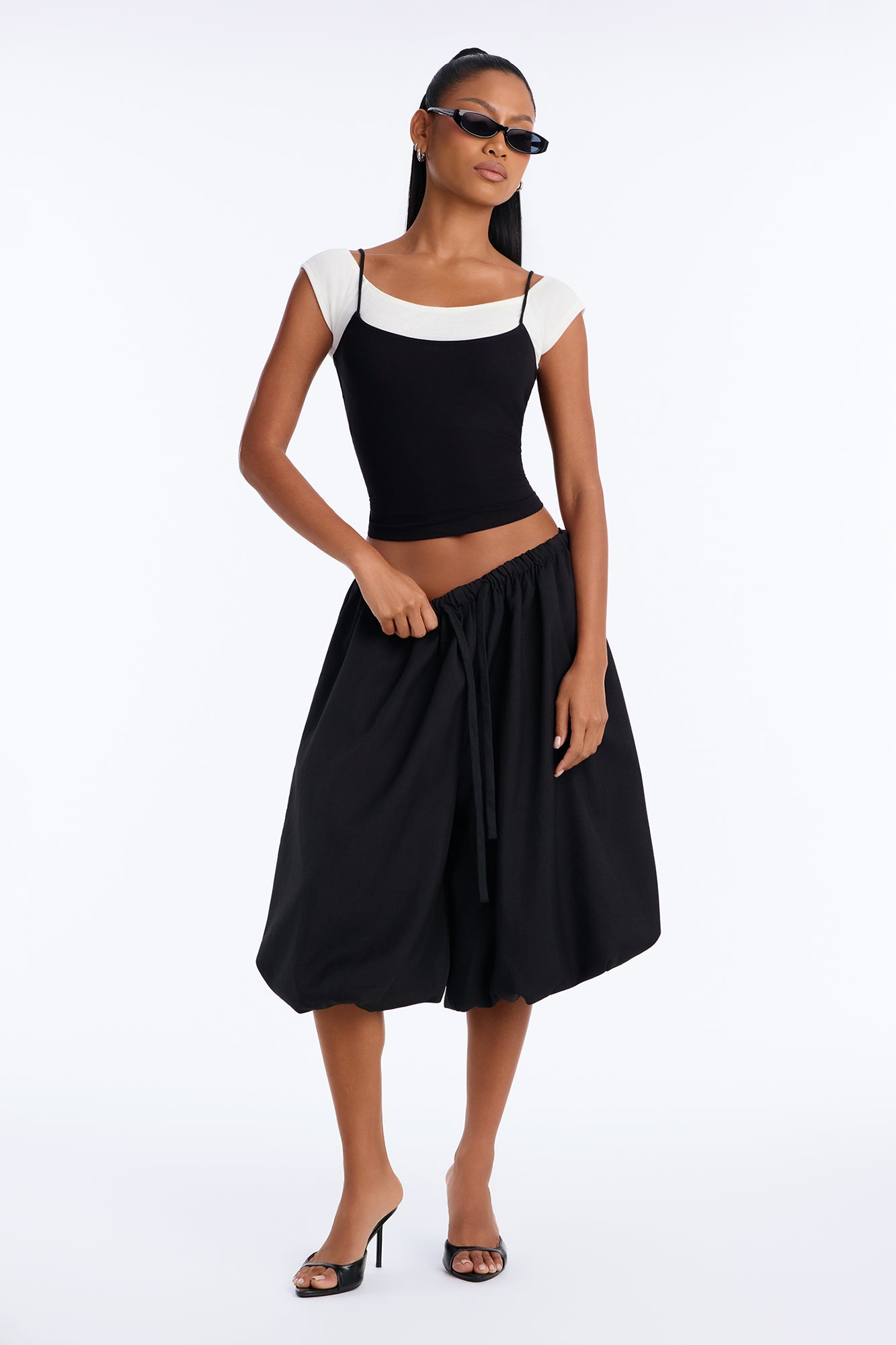 Andie Bubble Hem Bermuda Short - Black
