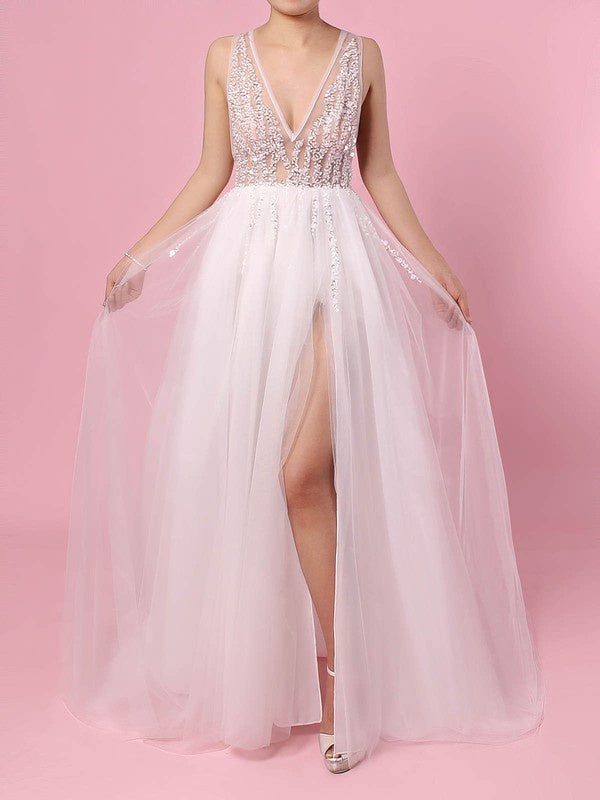 Elegant V-Neck Sleeveless Sweep Train Ball Gown Tulle Wedding Dresses with Split