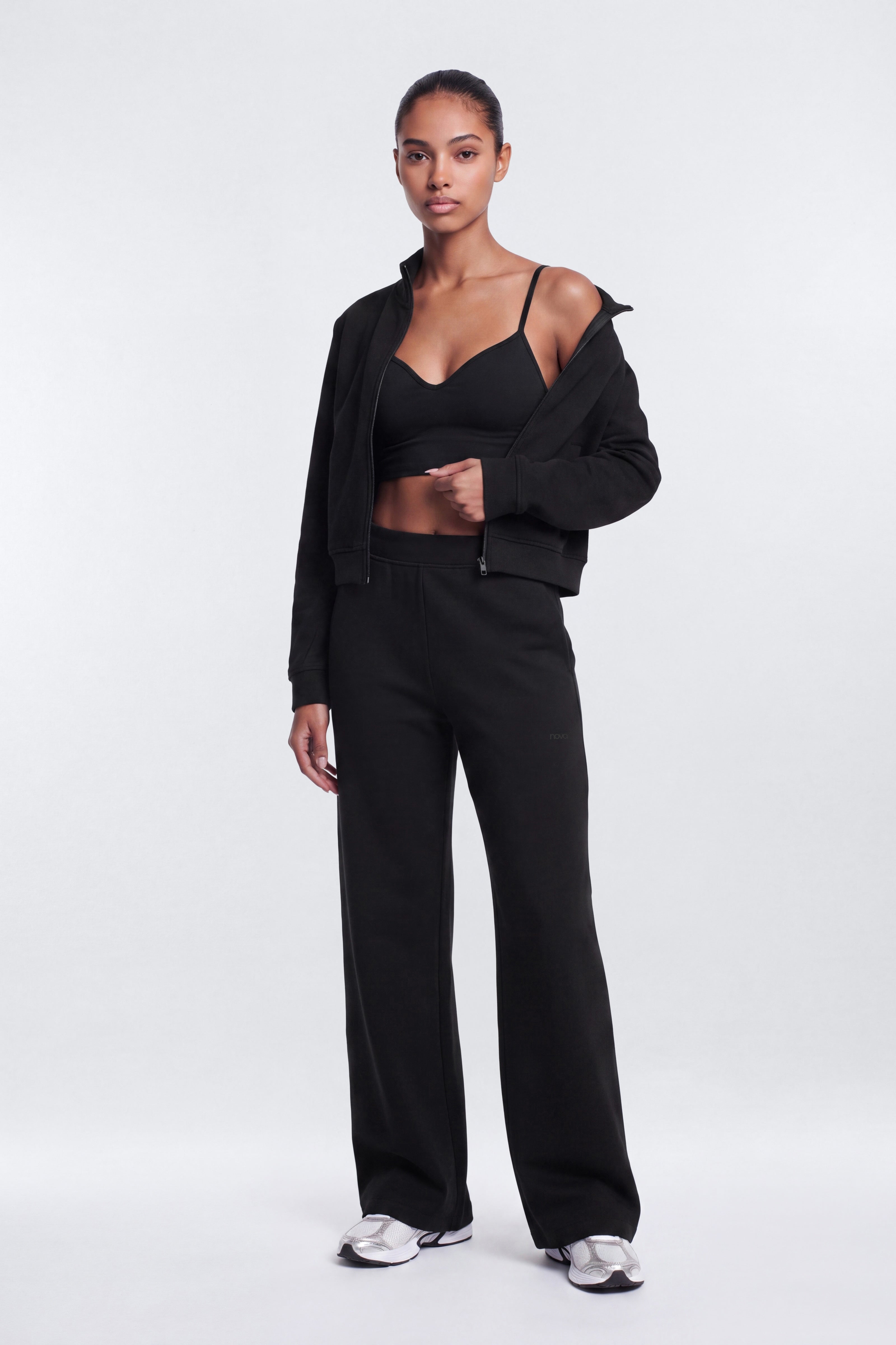 Technical Knit 32″ Straight Leg Pant - Black