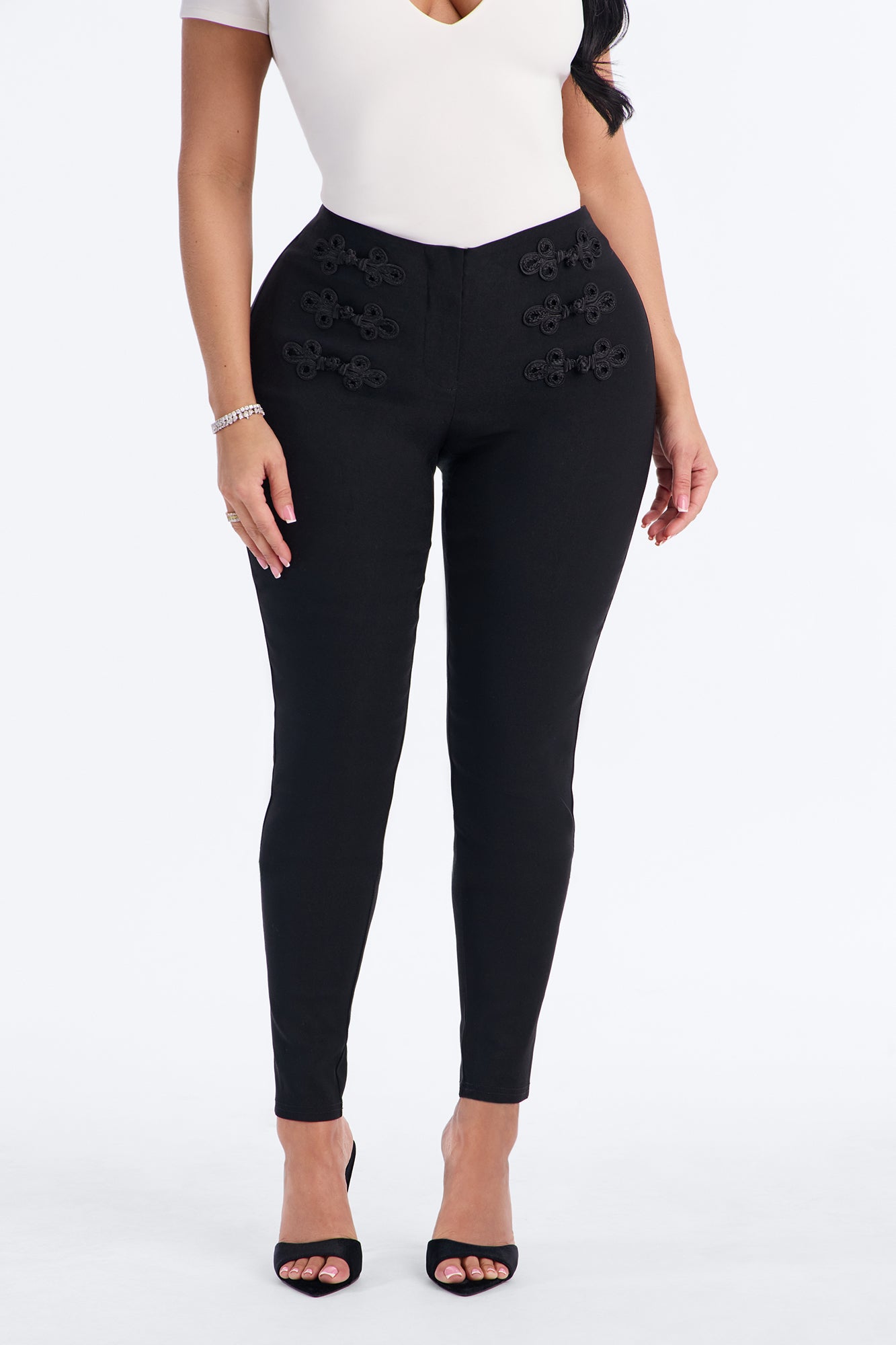 Farrah High Rise Frog Closure Skinny Pant - Black