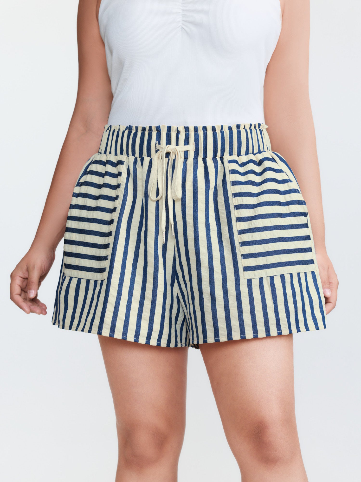 Asymmetrical Stripes Pockets Lined Shorts