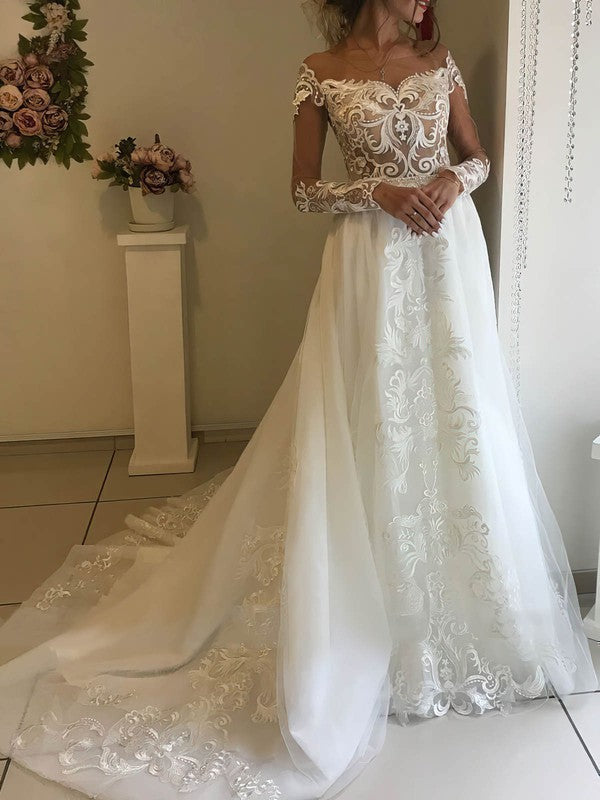 Elegant A-Line Long Sleeves Tulle Lace Wedding Dresses with Court Train