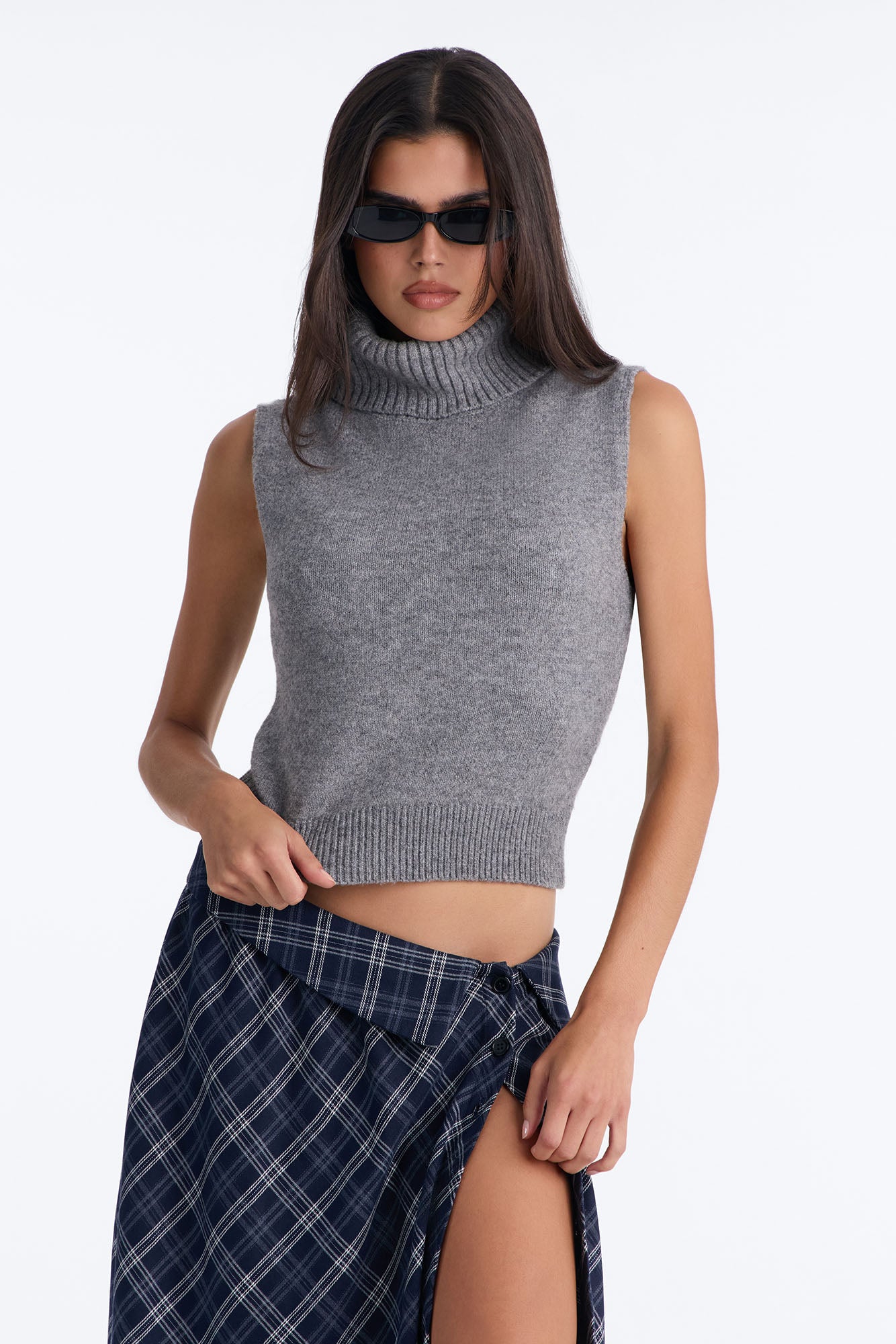 Chic Turtleneck Sweater Top - Grey
