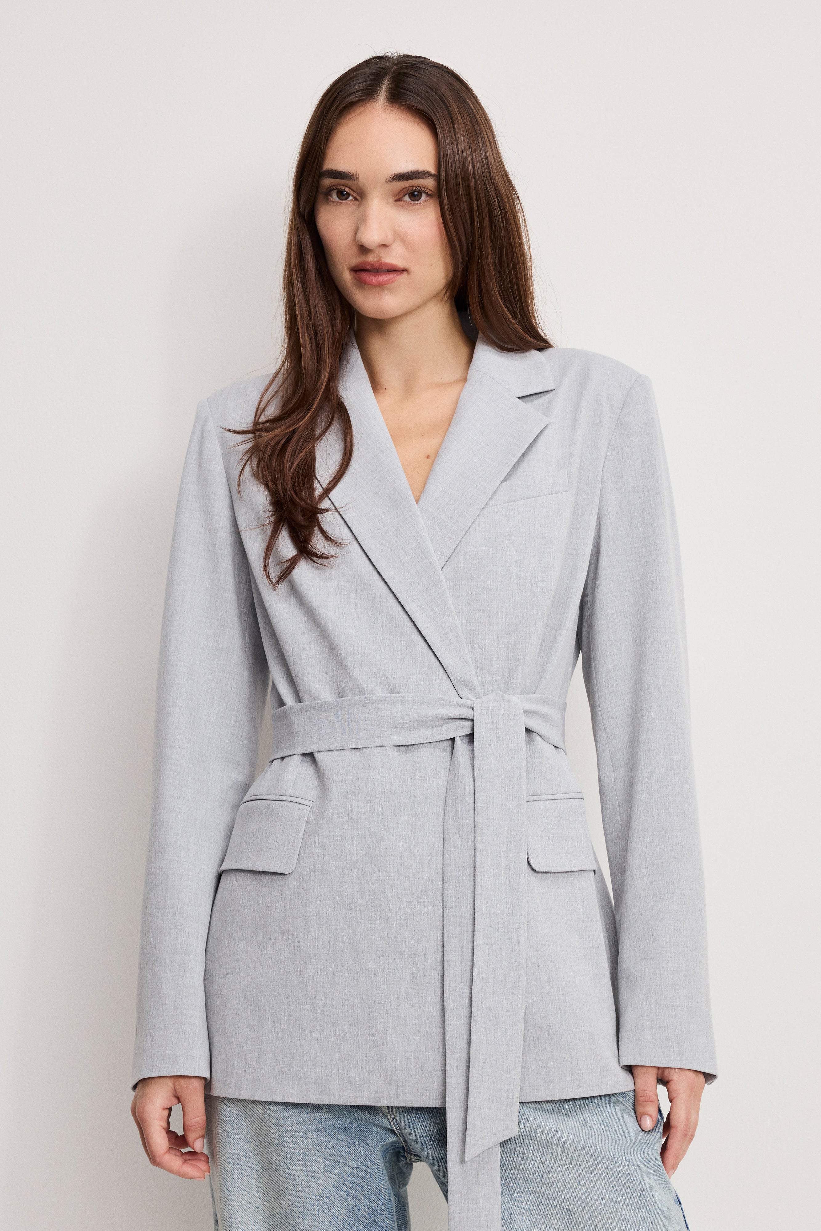 ESSENTIAL SUITING BELTED BLAZER | CROSSHATCH GREY