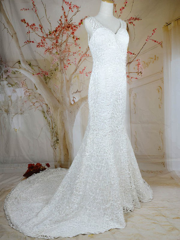 Beautiful Mermaid V-Neck Sleeveless Lace Court Train Wedding Dresses