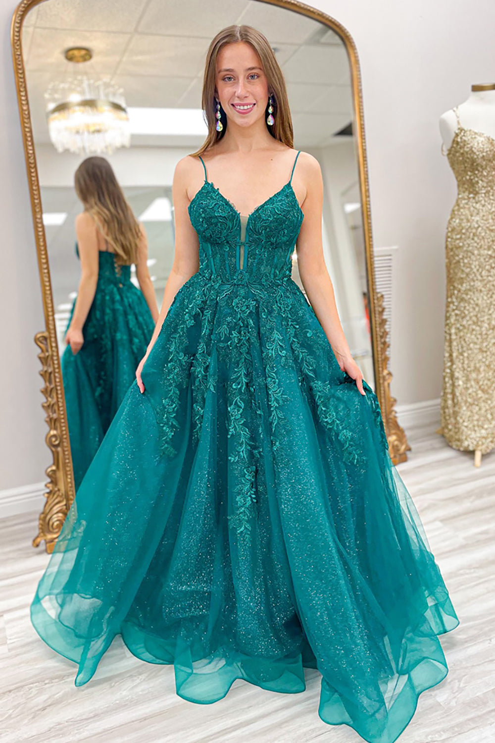 Long A-Line Prom Dress in Emerald Green with Spaghetti Straps and Tulle Appliques