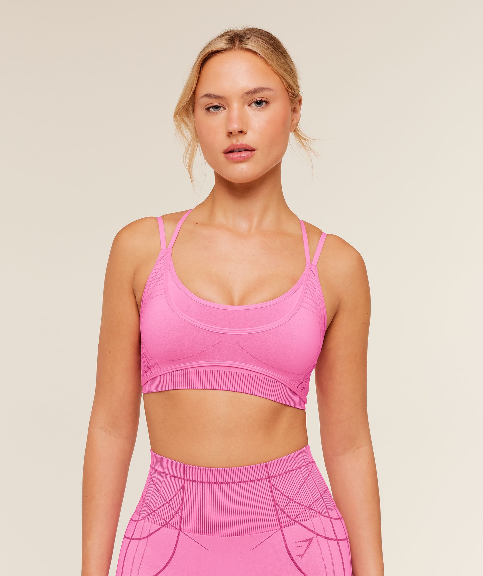 Gymshark Apex Seamless Strappy Sports Bra - Focus Pink/Super-Set Pink