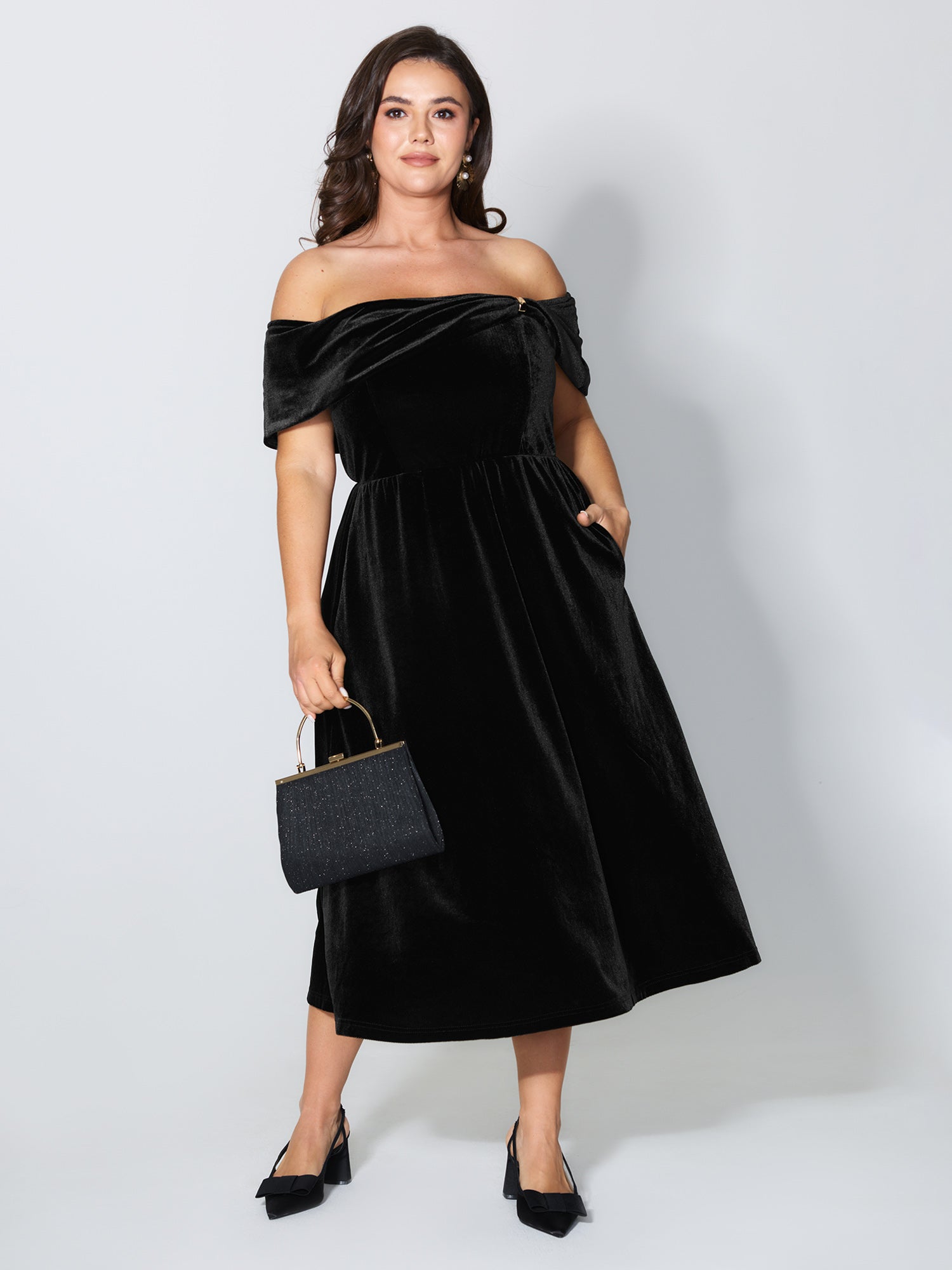 Off-Shoulder Metallic Detail Pockets Midi Dress