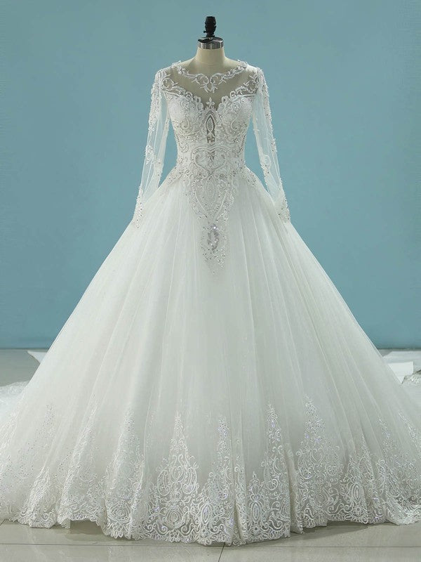 Exquisite Ball Gown Long Sleeves Tulle Chapel Train Wedding Dresses with Beading