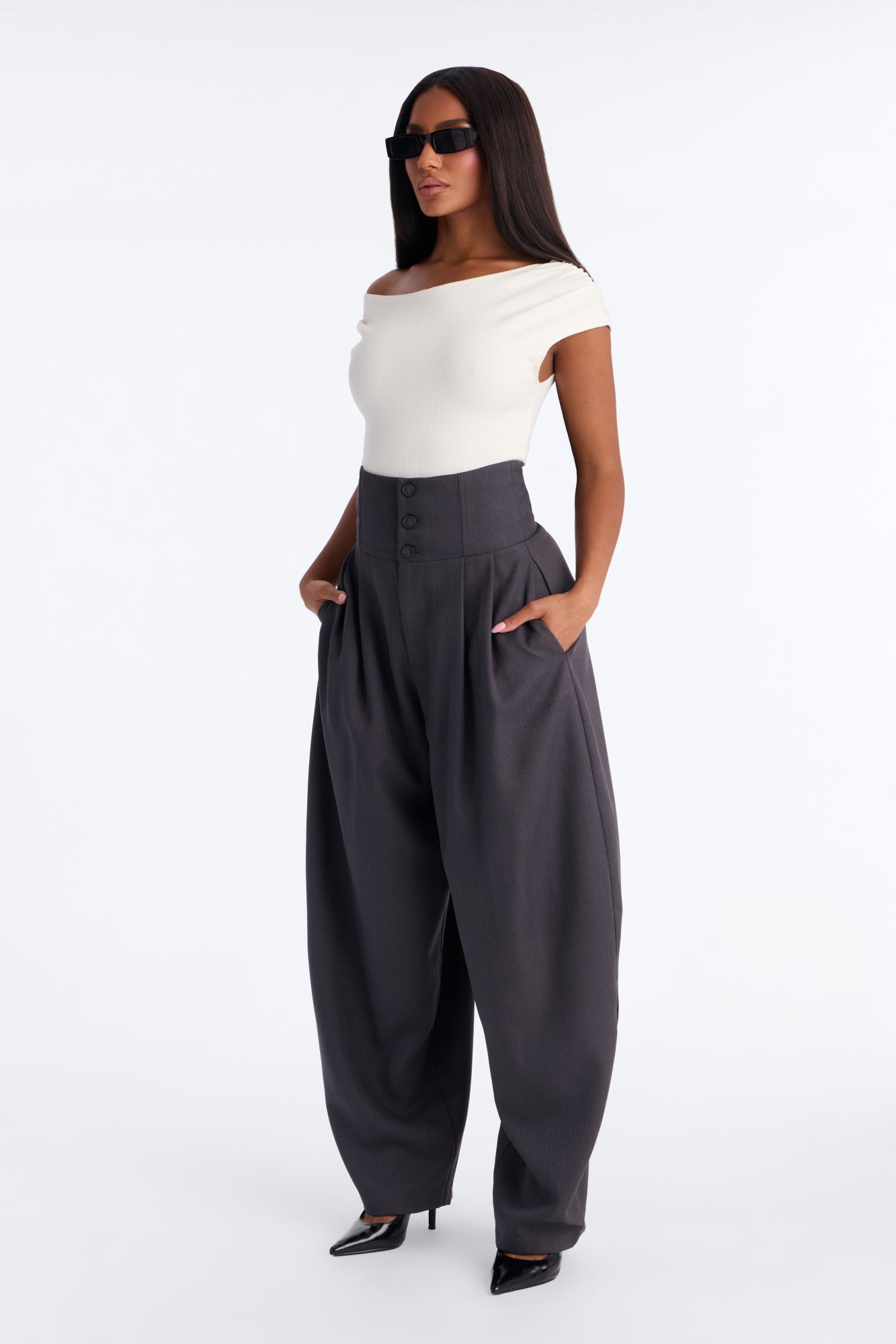 Juno Corset Waist Pleated Barrel Leg Trouser - Charcoal