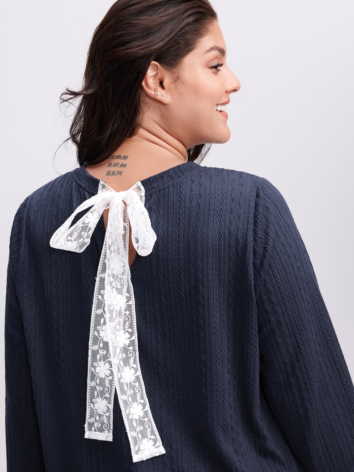 Textured Bowknot Color Contrast Sweatshirt