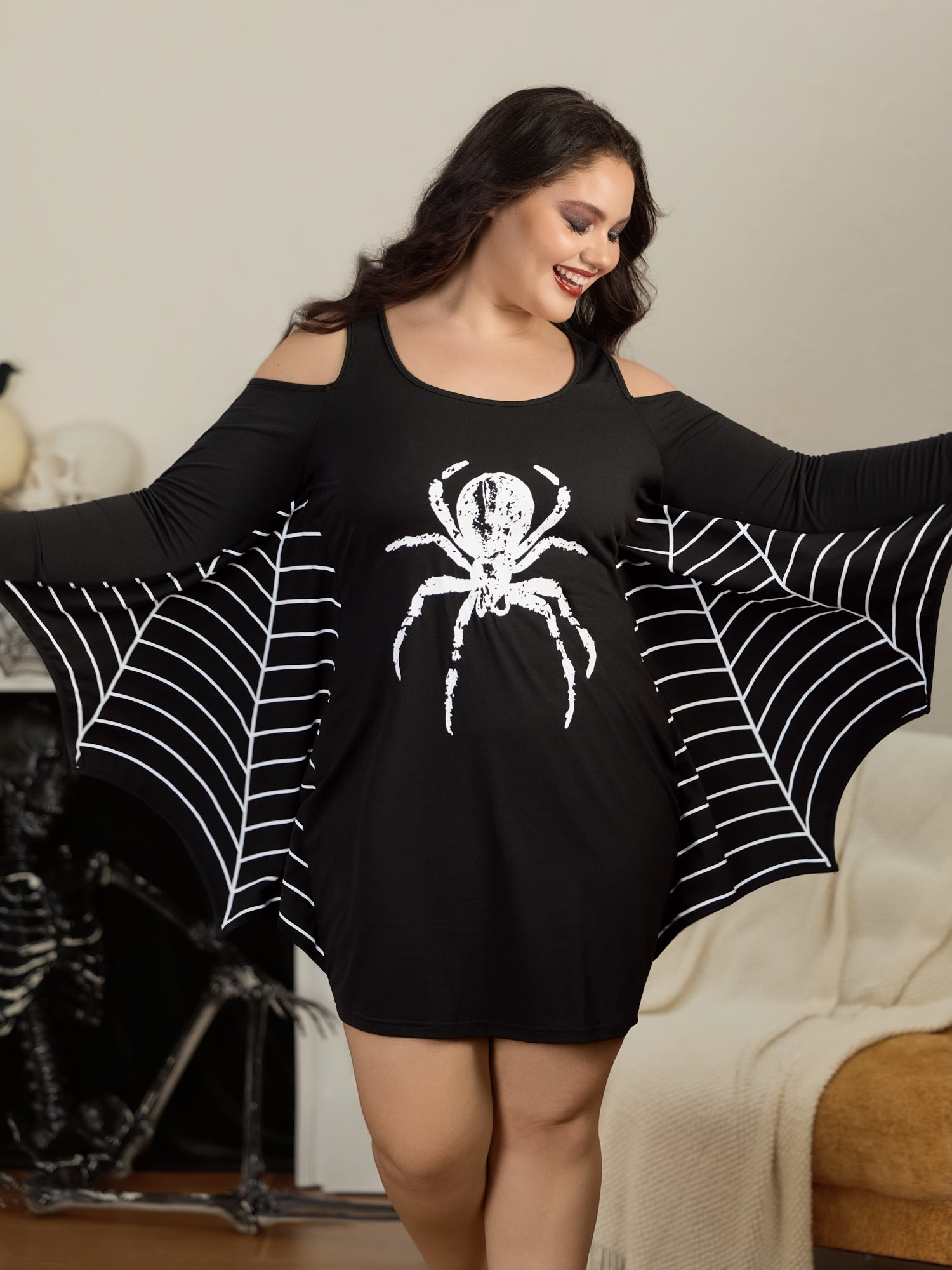 Supersoft Spider Print Cold‑Shoulder Spiderweb Bat Wing Nightgown